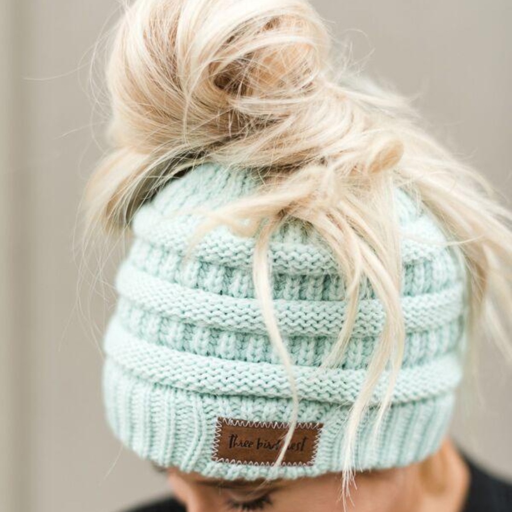 SOLD OUT!!! MINT messy bun ponytail beanie - Picture 1 of 7